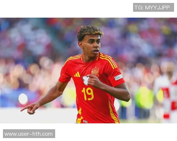 亚马尔社交媒体分享诺坎普夕阳美景预示着一个难忘的夜晚即将开启 亚马尔社交媒体分享诺坎普夕阳美景预示着一个难忘的夜晚即将开启